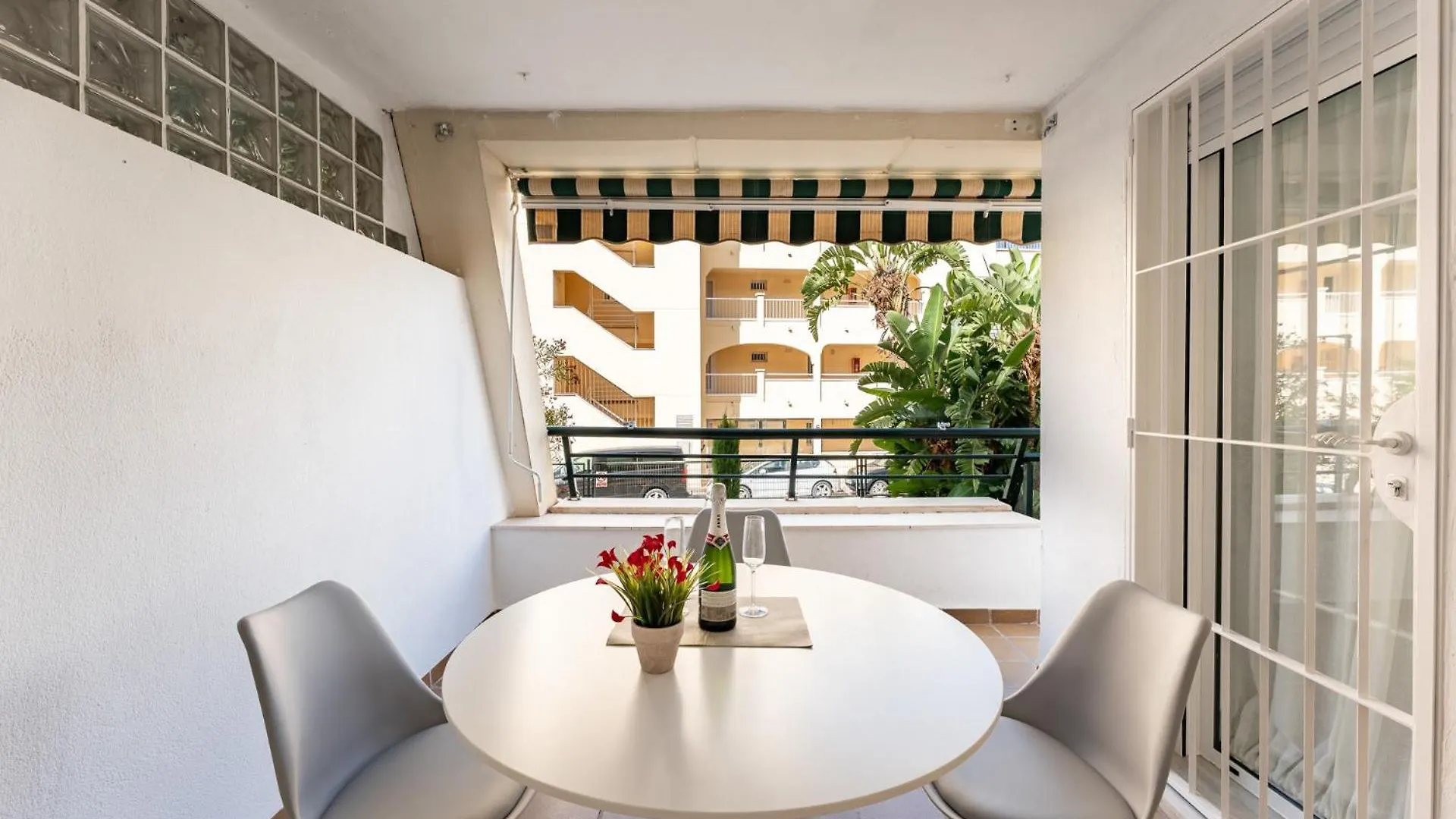 Malagasuite Luxury Torrequebrada Benalmádena 0*,
